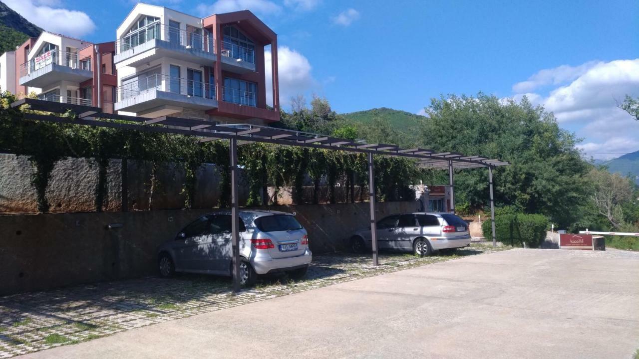 Apartments Acacia Hill Ðenovići Esterno foto